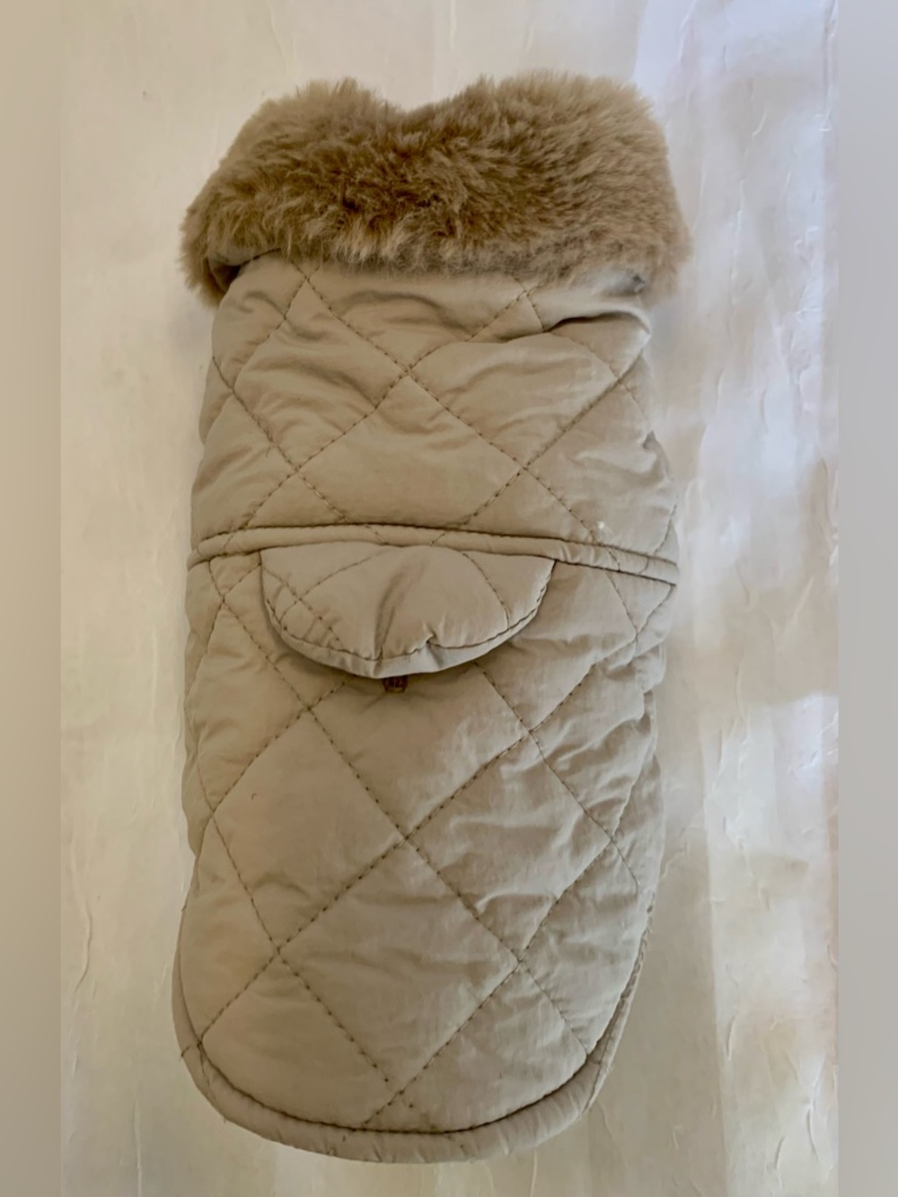 Quilted Puffer Vest with Faux Fur Neck, Dog Vest, Dog Fashion, Winter Dog. Small